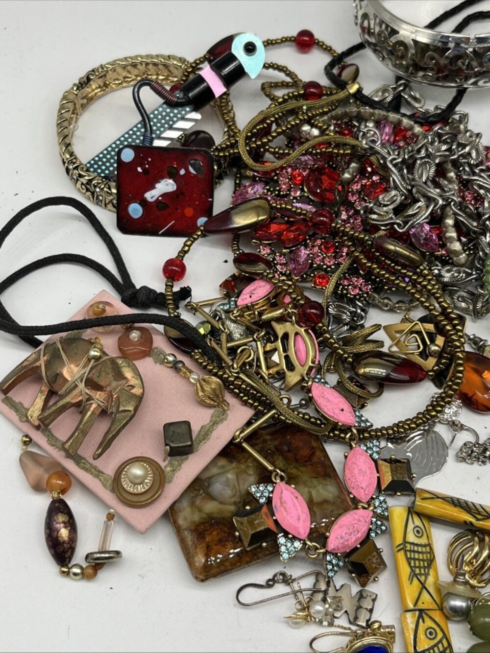 Bag Lot Broken Jewelry For Repair Crafting Salvage - Picture 7 of 9